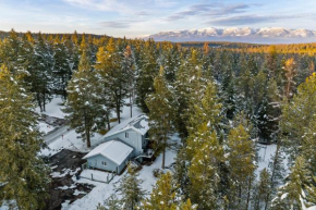 Newly Remodeled, 5 King Bed Home near GNP Whitefish
